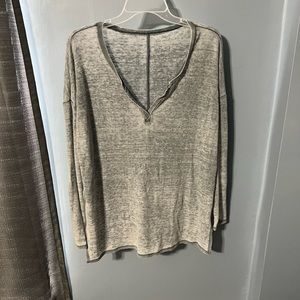 American Eagle Long Sleeve